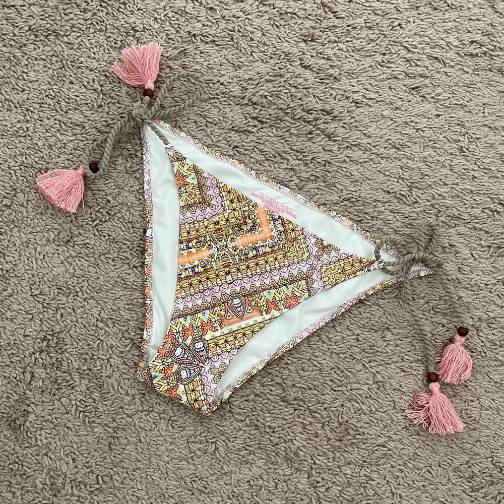 Victoria’s Secret Paisley Tie Bikini Bottoms - Size Medium